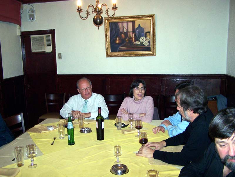 Gonzalo Mujica, Patricia Leges