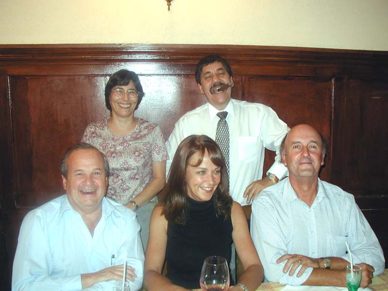 De pie Patricia Leges, Jorge Canto. Sentados Alfonso Mujica, Mara Virginia Wiegold y Ral Mohr