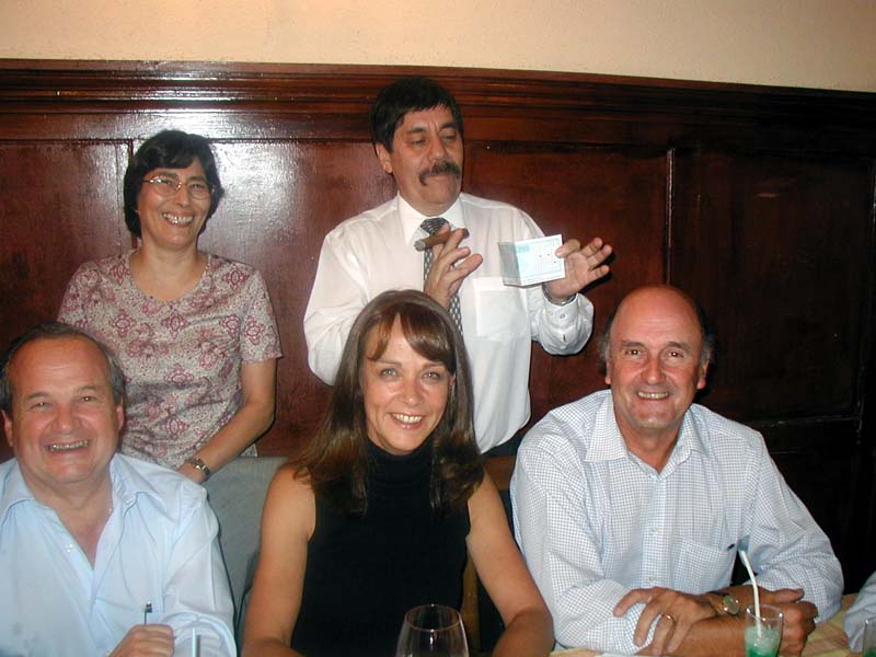 De pie Patricia Leges, Jorge Canto. Sentados Alfonso Mujica, Mara Virginia Wiegold y Ral Mohr