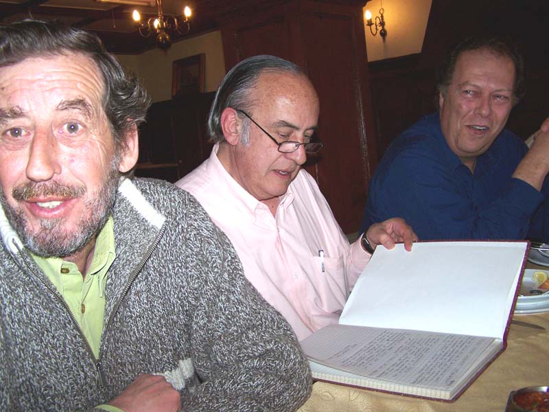 Mauricio Gonzlez, Juan Carlos Ibarra, Germn Escudero